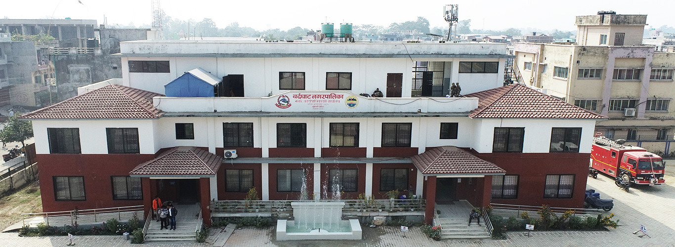 राज्यकोषबाट सुविधा लिनेले आफ्ना छोराछोरी सामुदायिक विद्यालयमा पढाउनुपर्ने